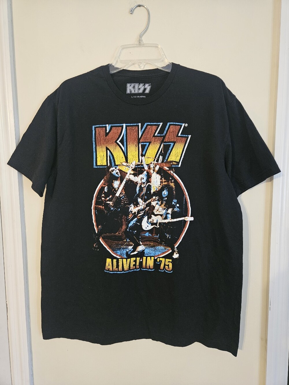 Kiss Alive in '75 black t-shirt. Large